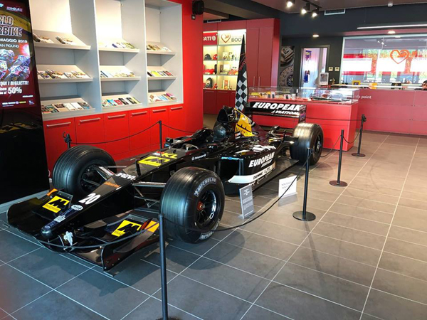 Minardi PS01_600